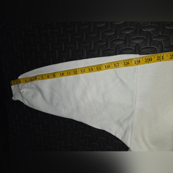 White Great Northern Trading Company Sweatshirt - Picture 10 of 10